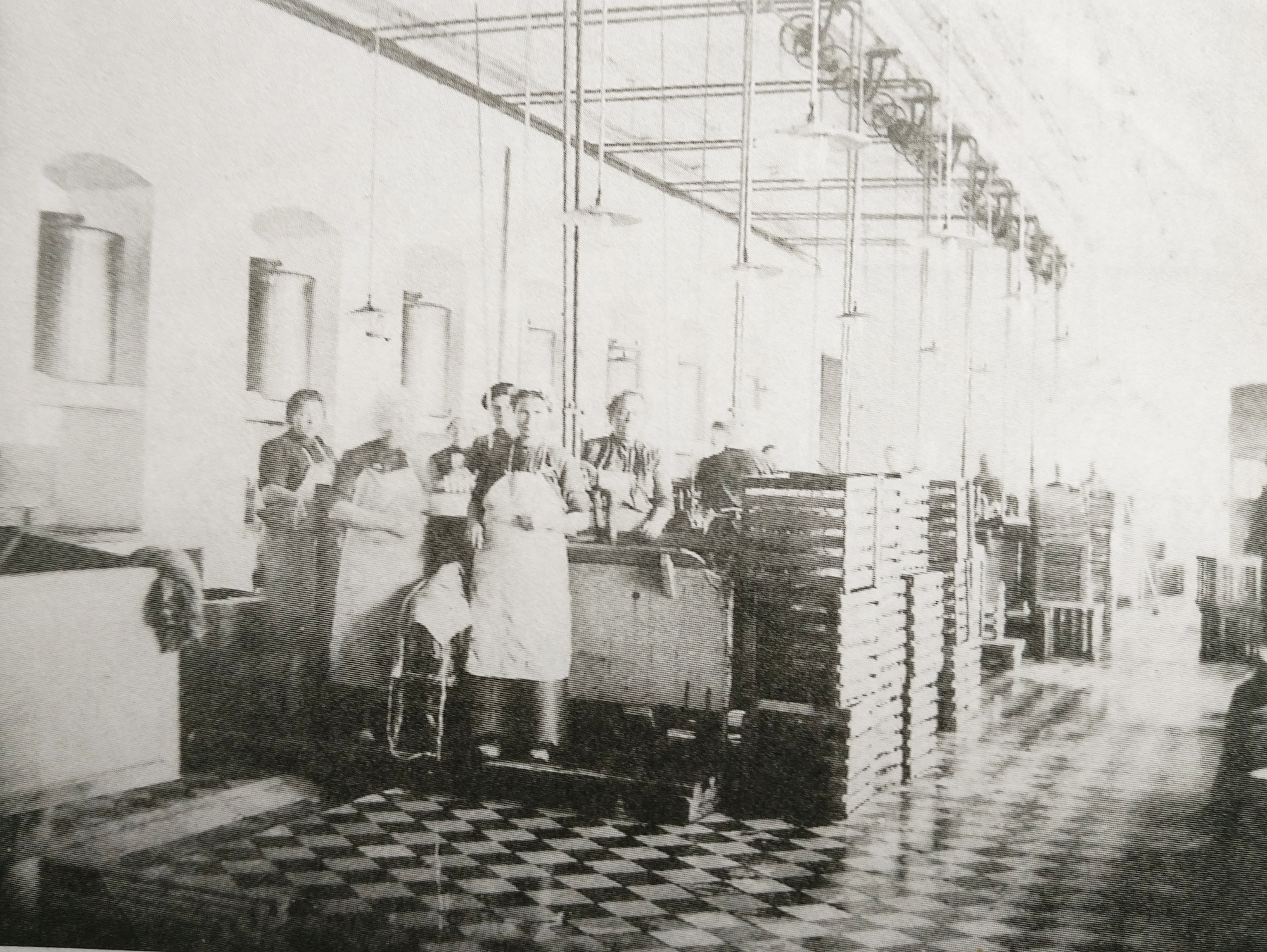 Винний склад №1. Виробничі приміщення. Фото 1900-х рр.