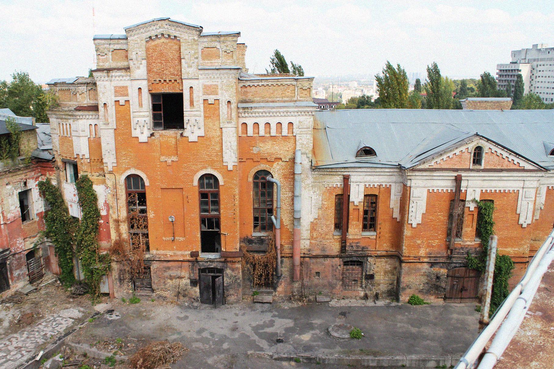 Очисне відділення (Казенний винний склад №1).
Літера Г