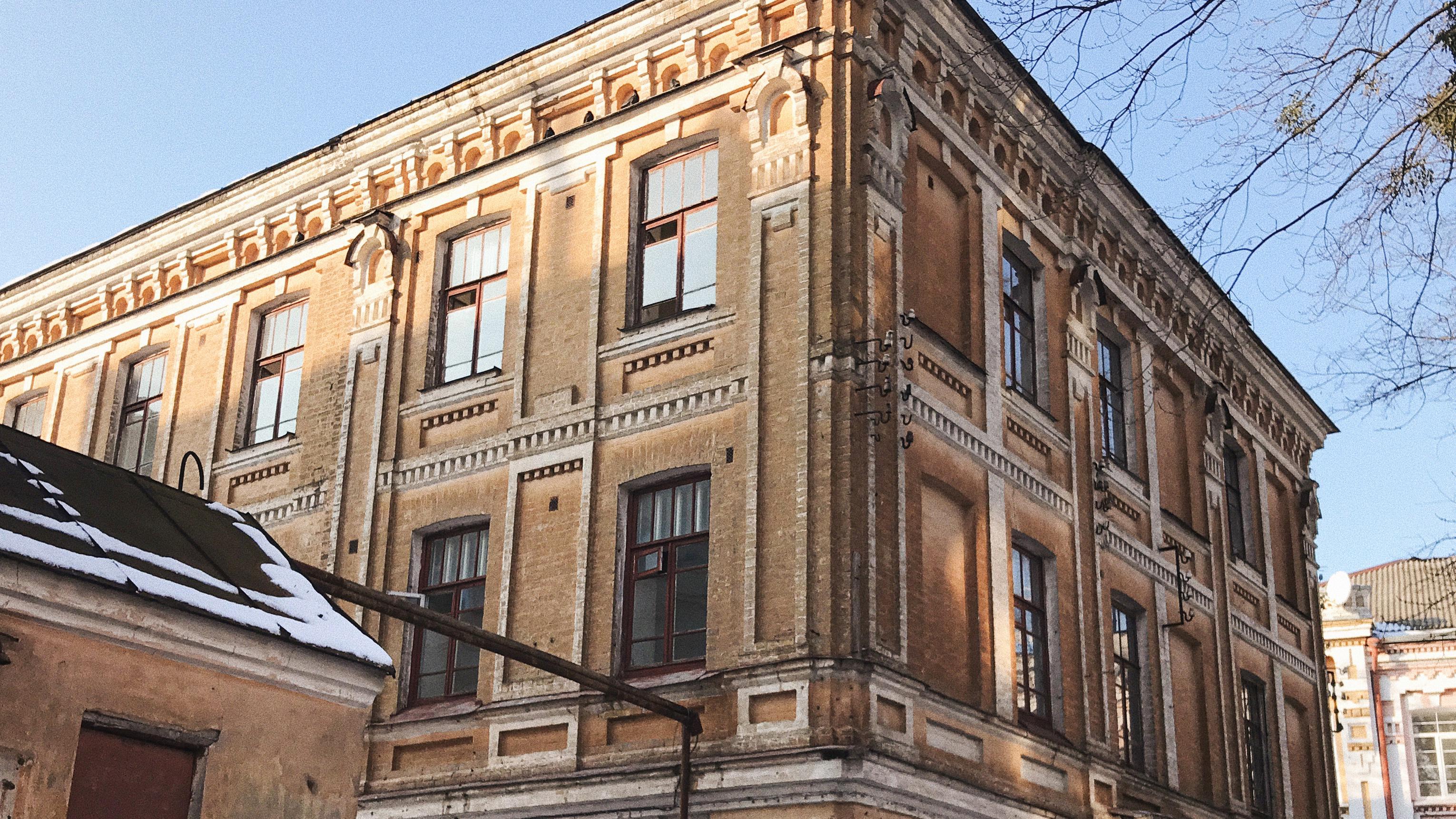 Будівля Бессарабських казарм