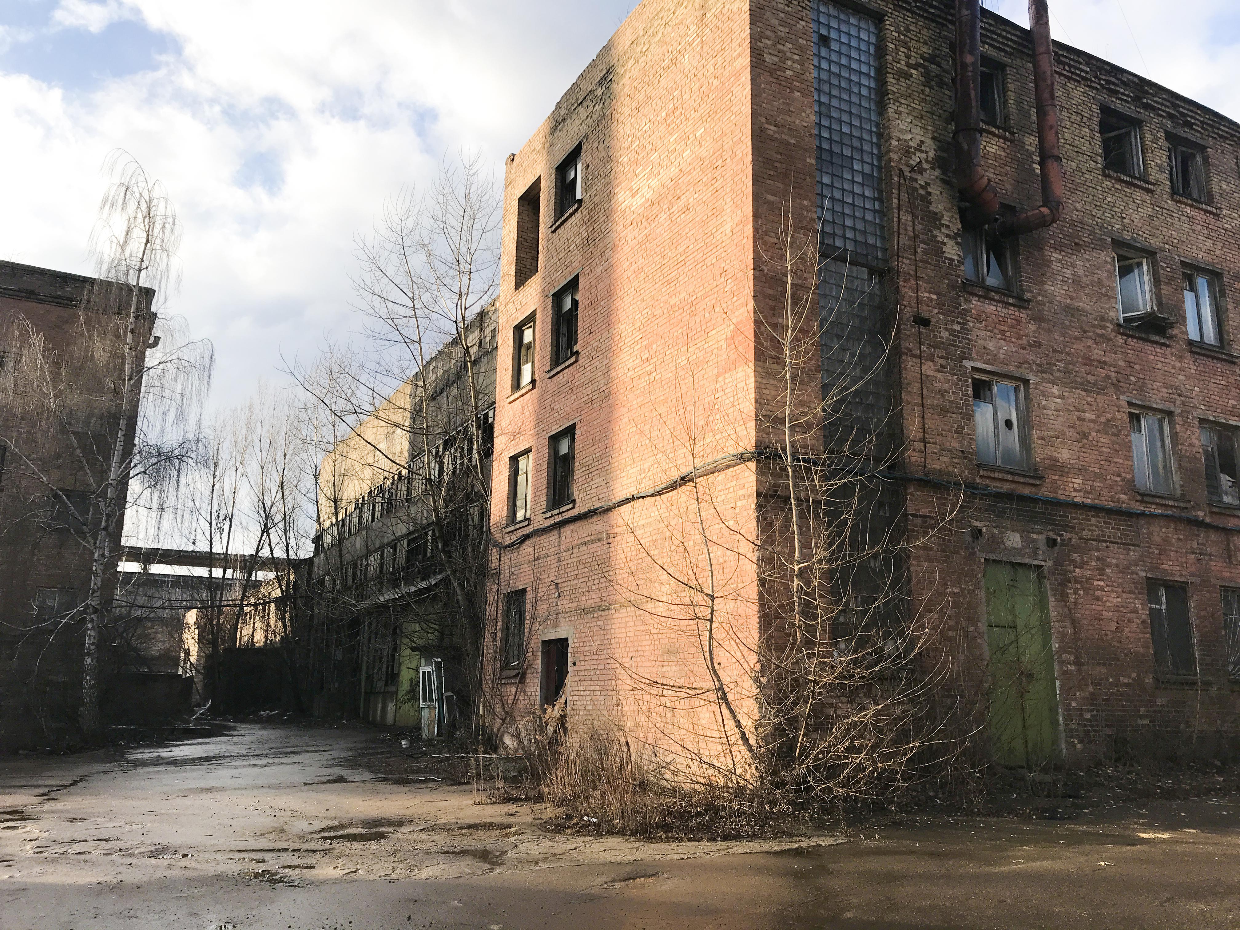 Виробнича будівля