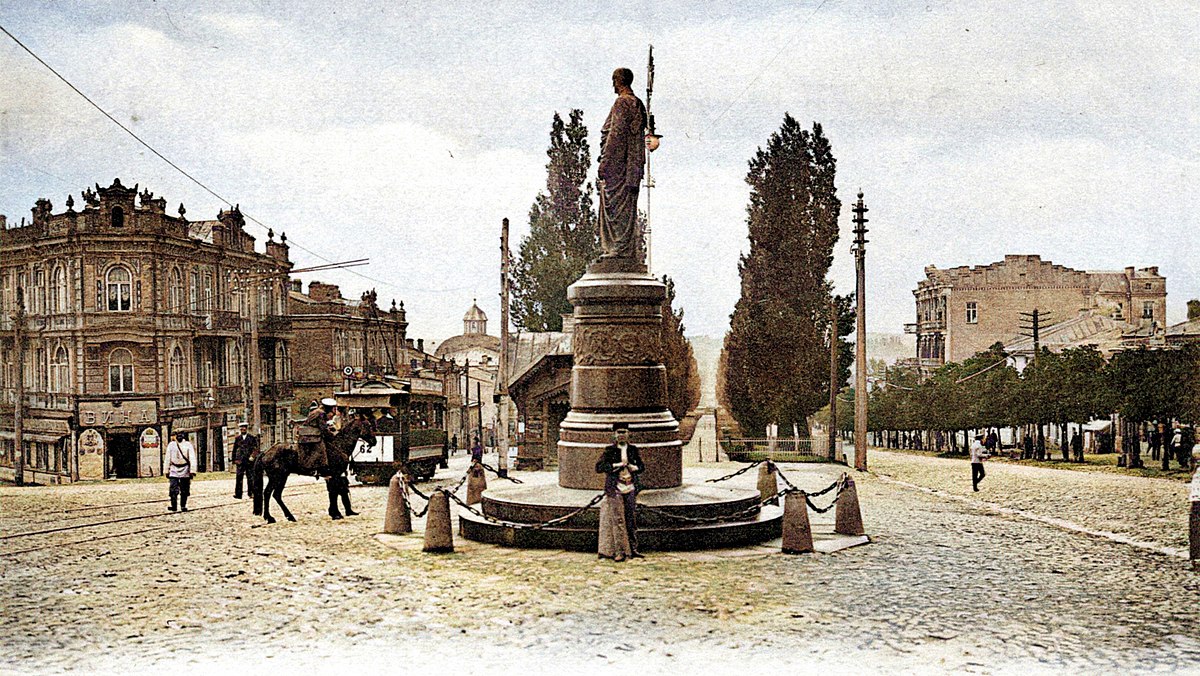 Вигляд садиби зі сторони ботанічного саду