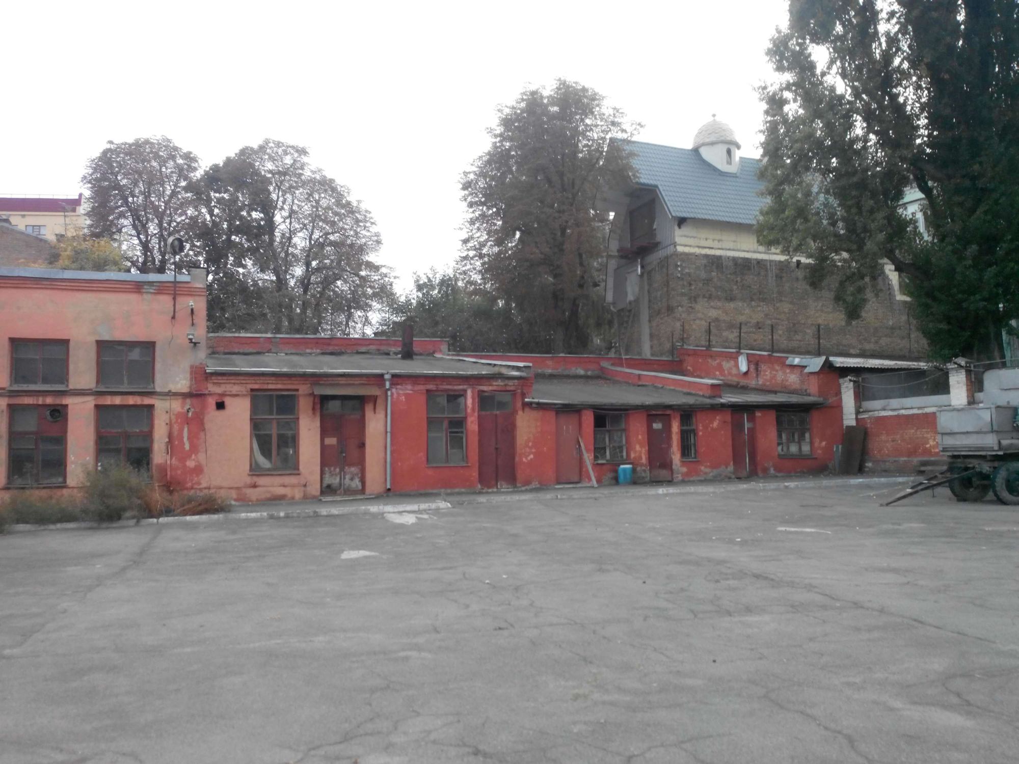 Північно-західний фасад будівлі